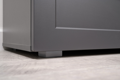 Гарнитур спальный Остин из комода 16.240 с кроватью с ортопедическим основанием и тумбы прикроватной