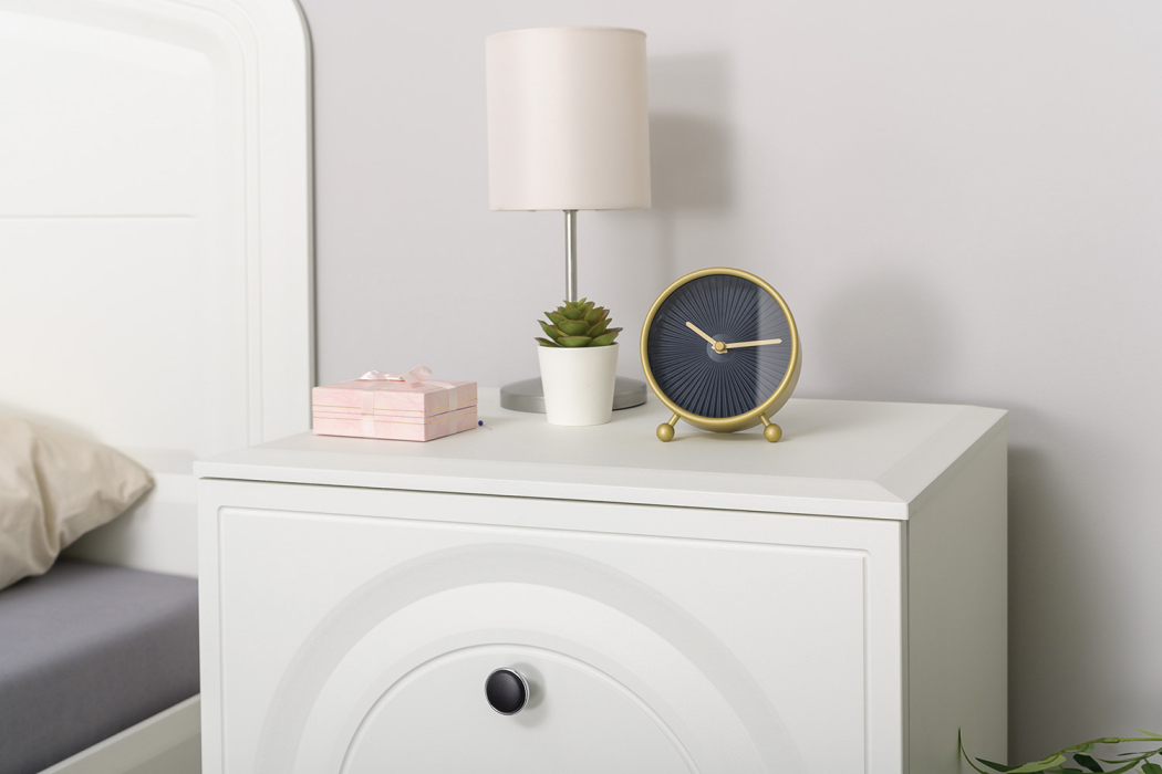 Спальные гарнитуры, Комод Валенсия с кроватью 1600 и прикроватной тумбочкой