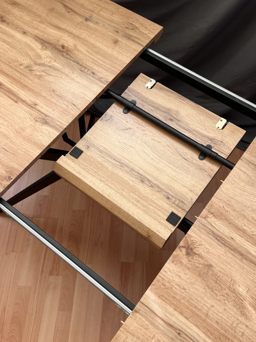 Обеденные столы, Стол Serene Cadence