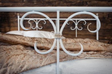 Кованая кровать Симона 1.4 с одной спинкой