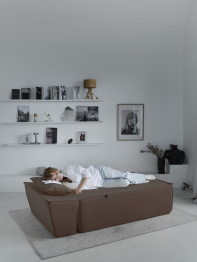 Бескаркасна оттоманка Клайд,велюр