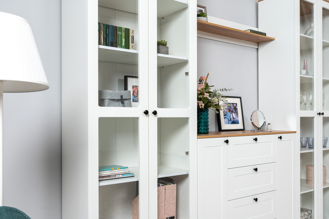 Шкафы распашные, Шкаф-витрина 2-х дверный Остин 16.394.02