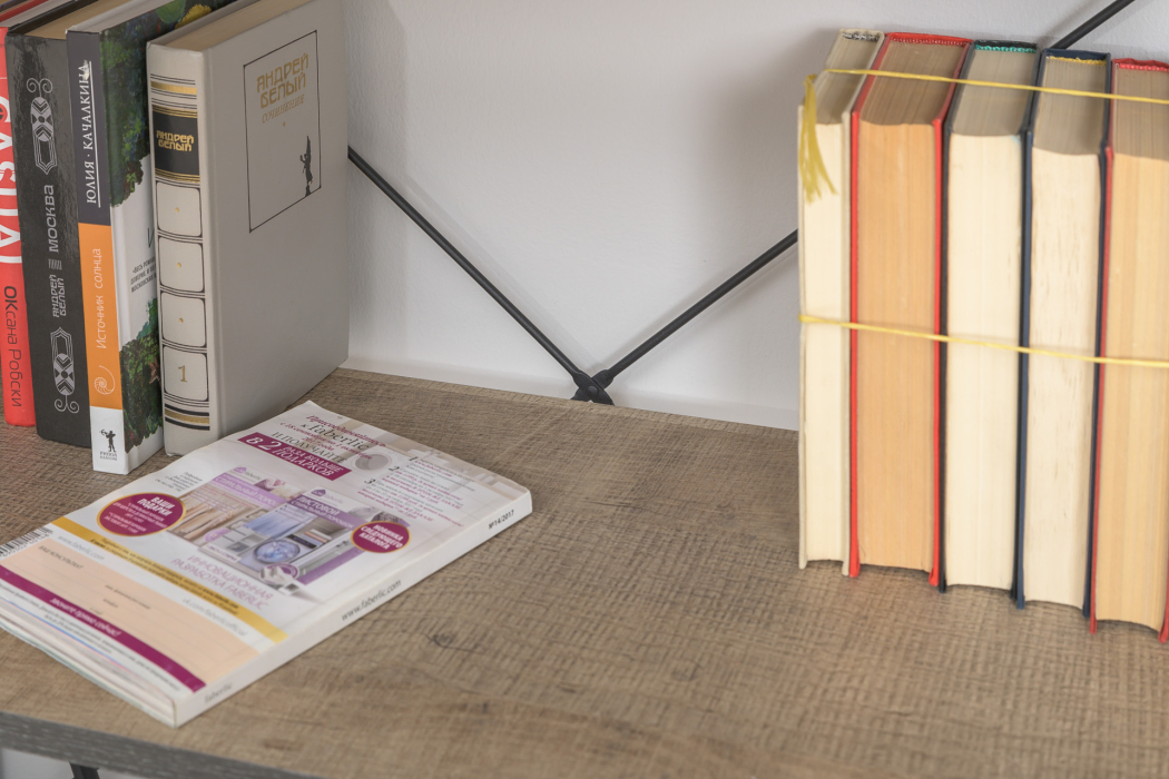 Стенки для гостиной, Мебель модульная в стиле лофт с пеналом-витриной с подсветкой Трувор № 27