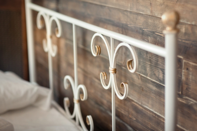 Кованая кровать Симона 1.4 с одной спинкой