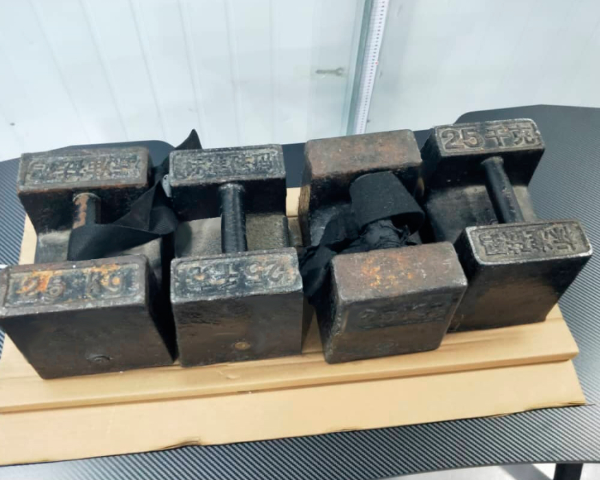 Прямые компьютерные столы, Два игровых компьютерных стола Мебель--24 GT-2310