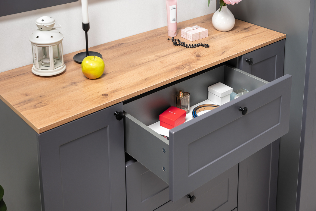 Прихожие, Два платяных шкафа Остин и комод с зеркалом