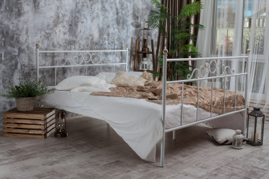 Кованая кровать Сандра1.6 с двумя спинками