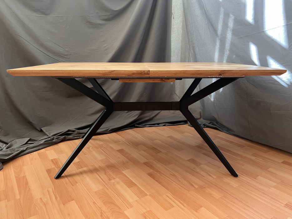 Обеденные столы, Стол Serene Cadence