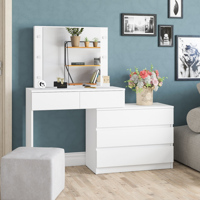 С зеркалом, Туалетный столик с подсветкой 110