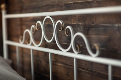 Кованая кровать Сандра1.8 с одной спинкой